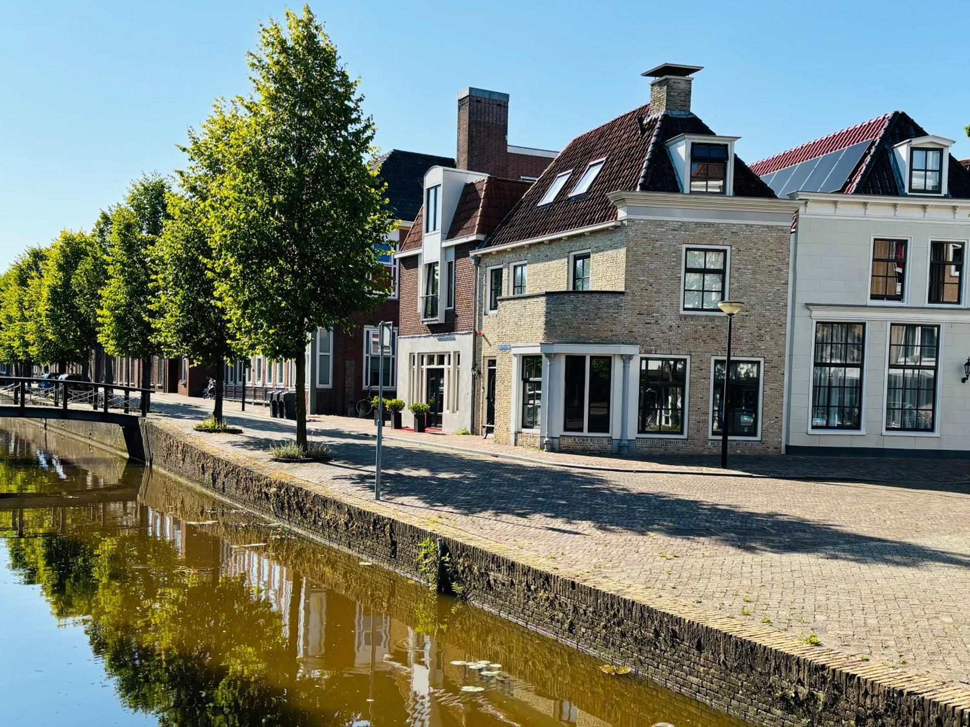 Stadshotel De Academie Franeker Exterior photo
